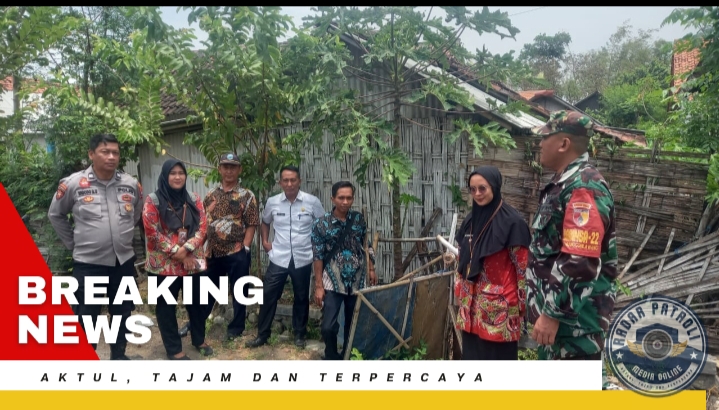 Sukseskan Program ODF, Koramil Dringu Bersama Sejumlah Pihak Lakukan Penertiban Jaban Liar