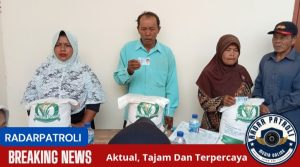 Desa Sumberkare Salurkan Bantuan Pangan Berupa Beras 10 Kg kepada 590 KPM