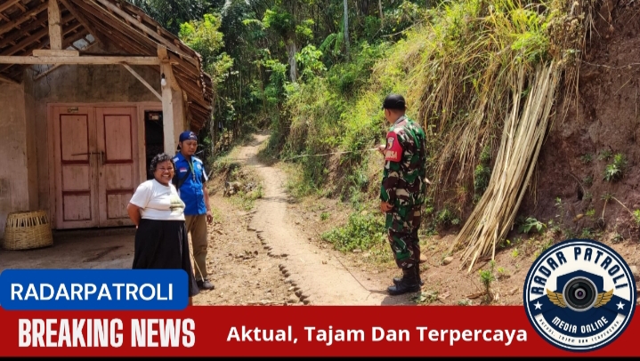 Koramil Pakuniran Dampingi Proses Survei Dan Pengukuran Pembangunan Akses Di Wilayah Binaan 