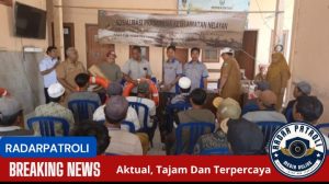 Diskan Kabupaten Probolinggo Serahkan Bantuan Sarana K3 untuk Nelayan Di Gili Ketapang