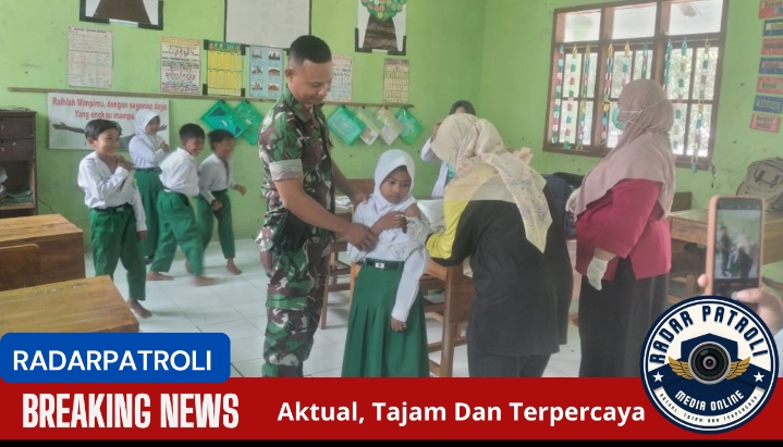 Serda Bahrin Anggota Koramil 0820/07 Wonomerto Dampingi Pelaksanaan BIAS Di Wilayah Binaan