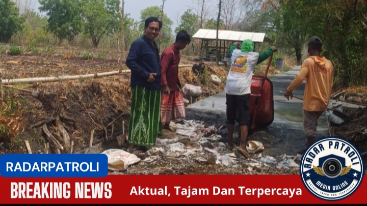 Armo Eko Purwanto Anggota DPRD Probolinggo, Kawal Langsung Pembangunan Rabat Di Desa Sumberbendo