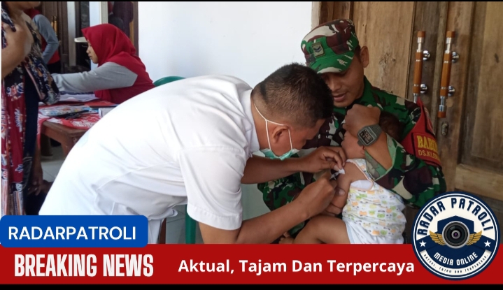 Kemanunggalan TNI, Koramil 0820/20 Banyuanyar Dampingi Posyandu Di Wilayah Binaan