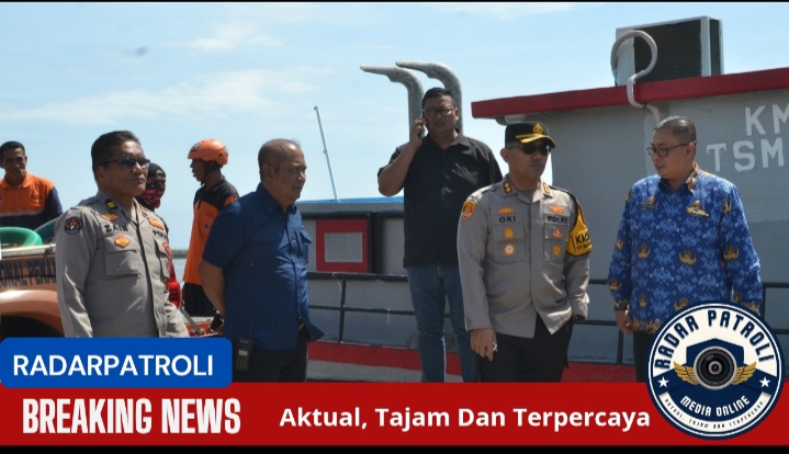 Peran Aktif Polres Probolinggo Kota Kirim 10 Ribu Liter Air Bersih Ke Desa Gili Ketapang