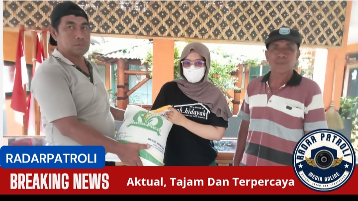 Desa Laweyan Kembali Salurkan Bantuan Pangan Berupa Beras 10 Kg kepada 195 KPM