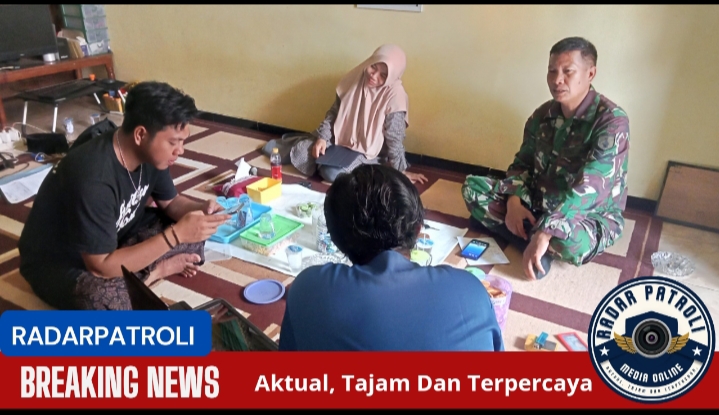 Anggota Koramil 0820/07 Wonomerto Bersama Bidan Dan Perawat Desa Gelar Koordinasi Pelaksanaan Posyandu ILP