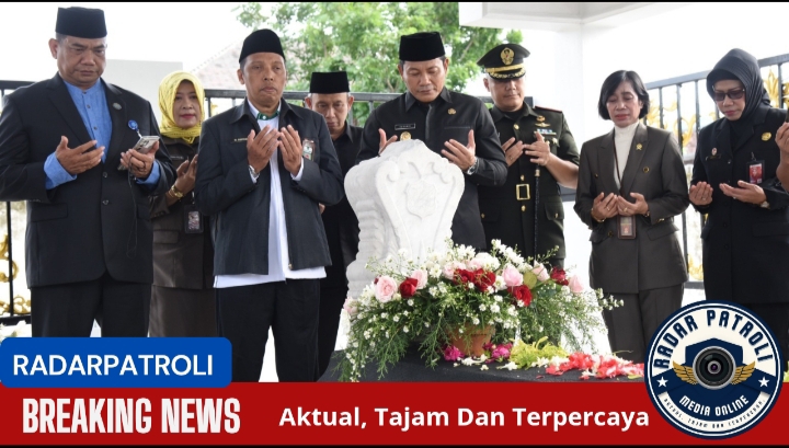 Ziarah Makam Mantan Bupati Sidoarjo Tradisi Peringatan Hari Jadi Ke-166