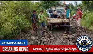 Warga Desa Sumberejo Kecamatan Tongas Keluhkan Jalan Ambulu Purut Yang Semakin Parah Untuk Di Lewati