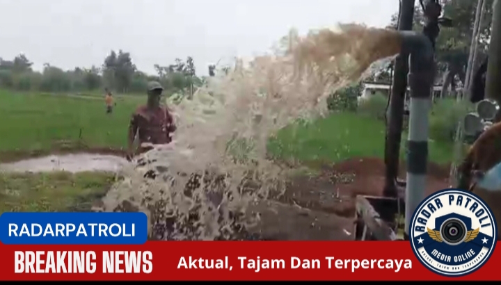 Kepala Desa Jrebeng Bangun Sumur Bor untuk Kebutuhan Pertanian