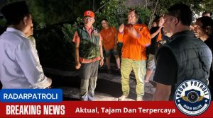 Tinjau Dampak Banjir, Pj Bupati Ugas Turun Langsung Ke Lokasi Putusnya Jembatan Seboro