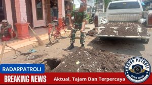 Serka Winardi Anggota Koramil 0820/06 Sumberasih Gelar Giat Kerja Bhakti Di Desa Jangur