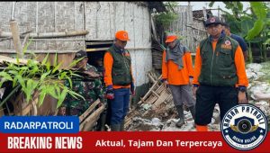 Langkah Cepat Sekda Kabupaten Probolinggo Ugas Irwanto Tinjau Dampak Banjir Di Dringu
