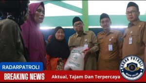 Pemkab Salurkan Bantuan Cadangan Pangan Harapan Baru Bagi Masyarakat Probolinggo