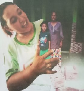 Seorang Ayah Dan Ibu Merindukan Kepulangan Anak Perempuannya, Saiba