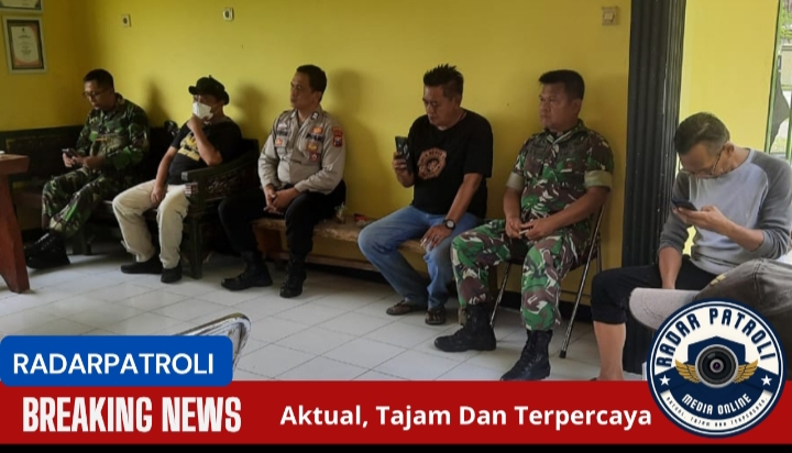 Koramil 0820/12 Kraksaan Bersama Pihak Terkait Sukseskan Rapat Persiapan Panen Raya Dan Zoom Meeting Dengan Presiden RI