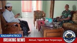 Danramil 0820/10 Kuripan Kapt Kav. M DJoko Samakta Bersama Ketua MUI Kecamatan Kuripan H. Aliman Gelar Komsos
