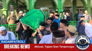 Kapolsek Kademangan Polres Probolinggo Kota Hadiri Pemakaman Istri KH. Fachrurozi
