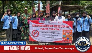 Antisipasi Penyebaran Demam Berdarah, Koramil Pajarakan Lakukan Fogging Di Desa Karangbong