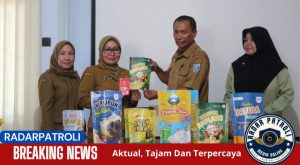 Dinas Perikanan Kabupaten Probolinggo Serahkan Bantuan Fasilitasi Kemasan Kepada UKM Perikanan