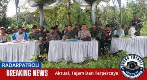 Kodim 0820/Probolinggo Gelar Panen Raya Kacang Tanah di Desa Boto Lumbang