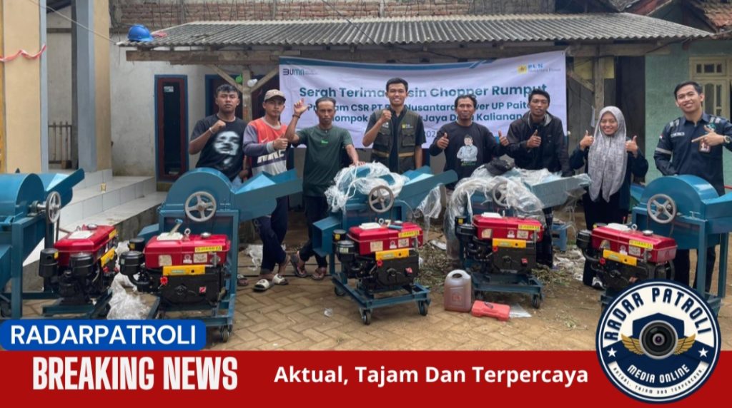 PLN Nusantara Power UP Paiton Salurkan Bantuan Mesin Chopper untuk Dukung Peternak Sapi Perah di Probolinggo
