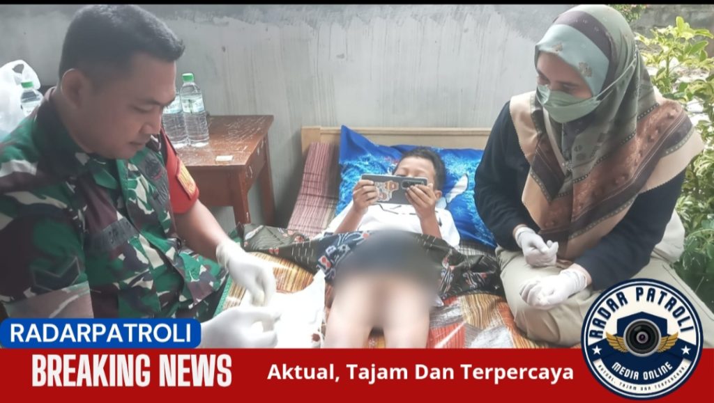 Koramil 0820/02 Wonoasih Fasilitasi Sunatan Massal Sebagai Wujud Bakti Sosial Di Sumbertaman