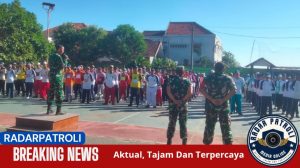 Koramil 0820/22 Dringu Tanamkan Disiplin Dan Wawasan Kebangsaan Kepada Siswa Baru SMAN 1 Dringu