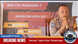 Anggota Polsek Sumberasih Bripka Deddy Gelar Binluh Bahaya Narkoba Di Desa Muneng Kidul, Tekankan Peran Hukum Dan Pencegahan Dini