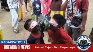 Lomba Muka Jelek Dan Cari Koin Di Semangka Meriahkan HUT RI Ke-80 Di Desa Kareng Kidul