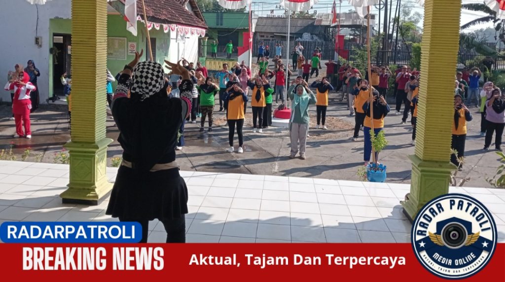 Kecamatan Tongas Gelar Senam Sehat Mingguan Di Desa Bayeman