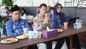Inilah Penyampaian Kapolres Probolinggo Kota Saat Hadiri Kegiatan Nge-Teh Dan Makan Bersama Walikota Serta Awak Media