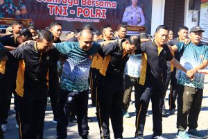 Olahraga Jadi Perekat, TNI–Polri Kota Probolinggo Kompak Jaga Kondusivitas Wilayah