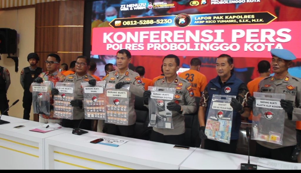 Polres Probolinggo Kota Gelar Konferensi Pers Hasil Operasi Tumpas Narkoba Semeru 2025