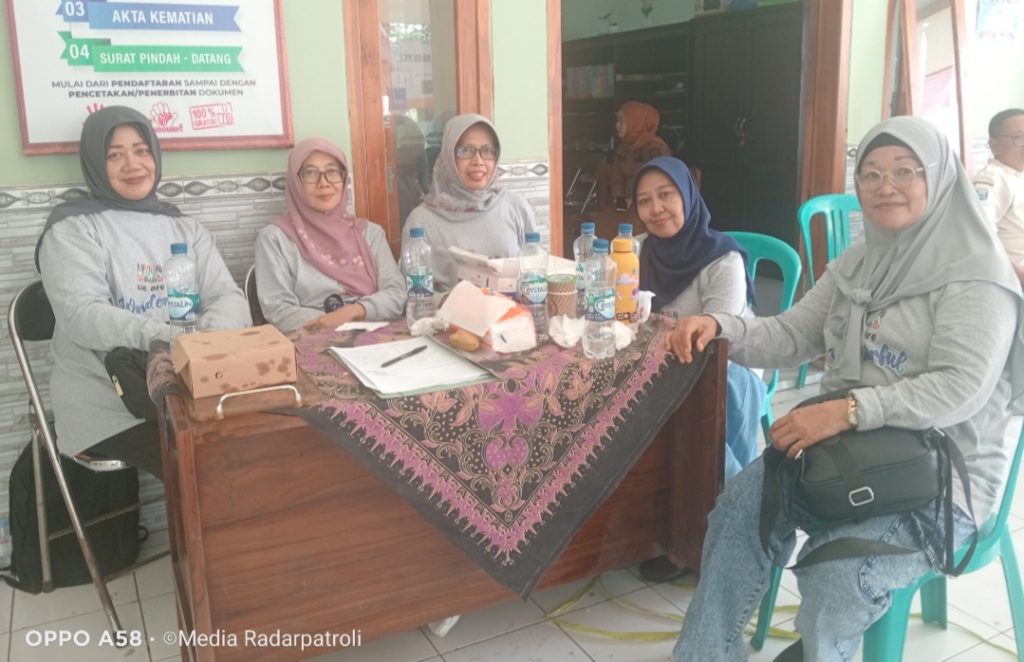 Desa Purut Gelar Khitanan Massal On The Spot dalam Rangka Peringatan Maulid Nabi Muhammad SAW