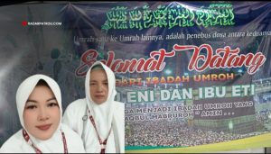 Umrah Satu ke Umrah Lainnya, Penebus Dosa Di Antara Keduanya Selamat Datang Dari Tanah Suci, Ibu Kepala Desa Pamatan Eni Bersama Ibundanya, Ibu Eti