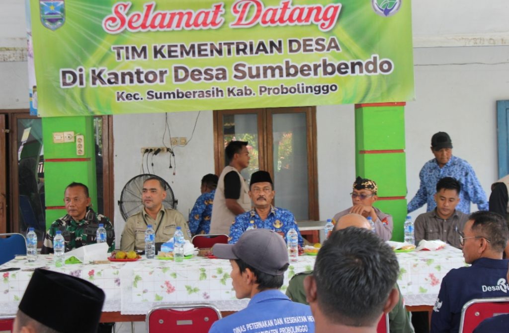 Tim Kementerian Desa Kunjungi Desa Sumberbendo Dorong Penguatan BUMDes Dan Pengembangan Peternakan Ayam Petelur