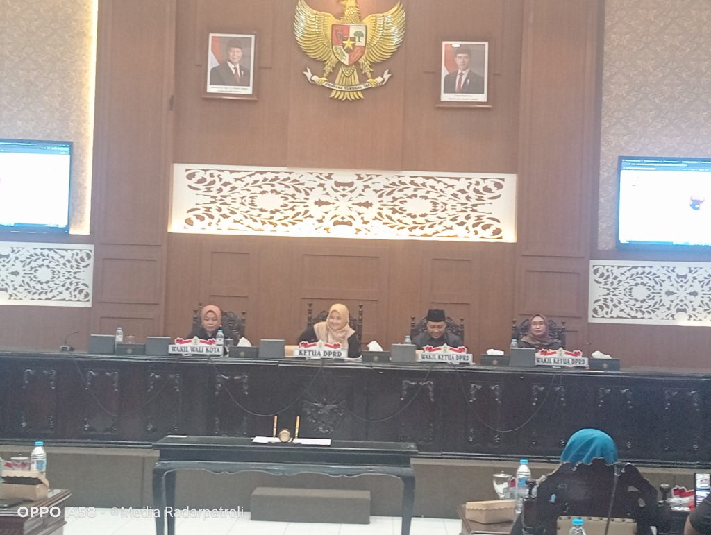 Rapat Paripurna DPRD Kota Probolinggo Bahas Raperda Penyertaan Modal Perseroda Tanjung Tembaga
