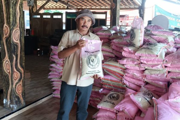 PKDI Kabupaten Probolinggo Dan PKDI Jawa Timur Salurkan Empat Truk Bantuan Ke Korban Erupsi Semeru Dan Banjir Bandang Aceh Tamiang