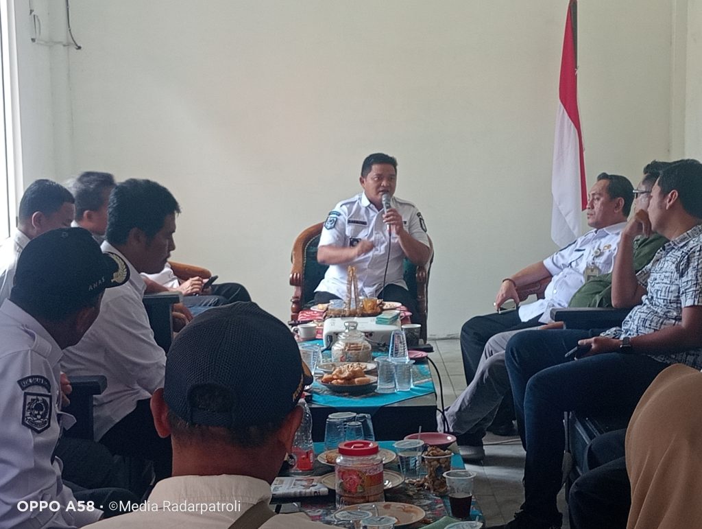 Rapat Koordinasi Persiapan Dana Desa Tahap I 2026 Digelar di Desa Karangger, Camat Pajarakan Dorong Percepatan APBDes