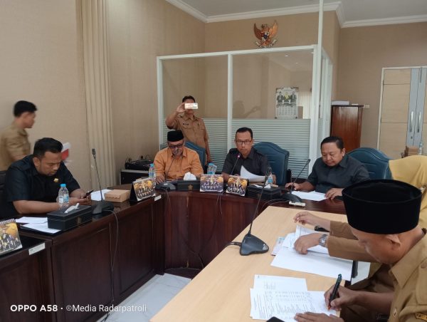 Komisi III DPRD Kota Probolinggo Gelar RDP Bahas Program Infrastruktur 2026 Dan Launching Tender