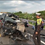 Kecelakaan Tragis Di Tol Paspro KM 834, Dua Orang Tewas Dan Dua Luka Berat